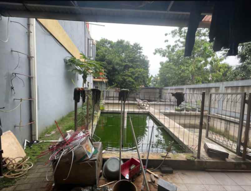 dijual rumah kost 53 kamar di belakang taman tekno bsd