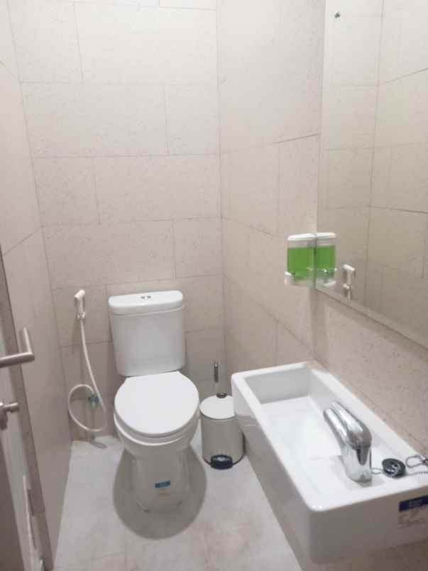 dijual rumah kota wisata cibubur