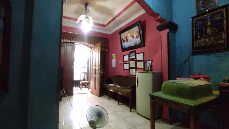 dijual rumah kunciran