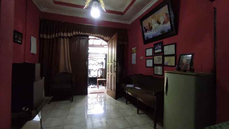 dijual rumah kunciran