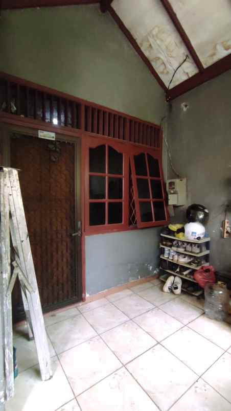 dijual rumah kunciran