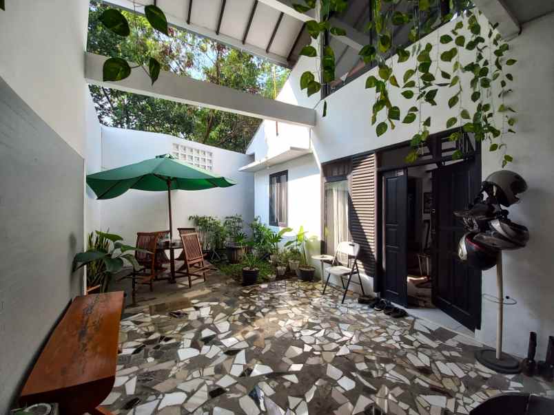 dijual rumah lokasi strategis di ujungberung bandung