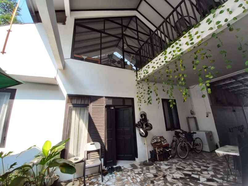 dijual rumah lokasi strategis di ujungberung bandung