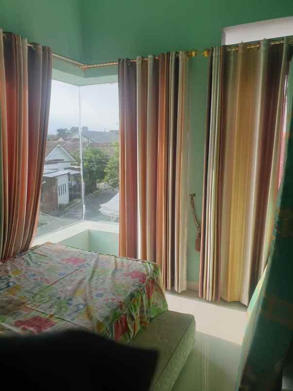 dijual rumah lokasi sulfat malang