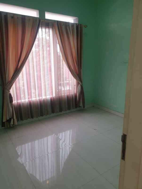 dijual rumah lokasi sulfat malang