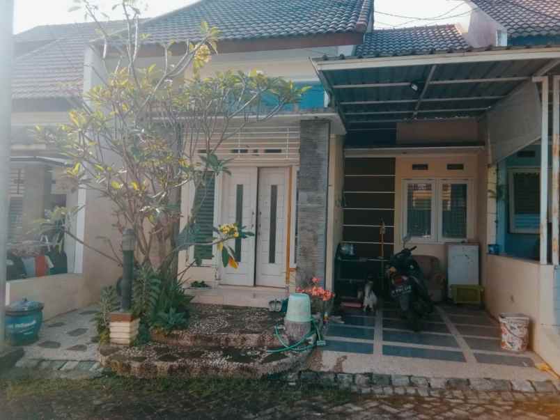 dijual rumah lowokwaru