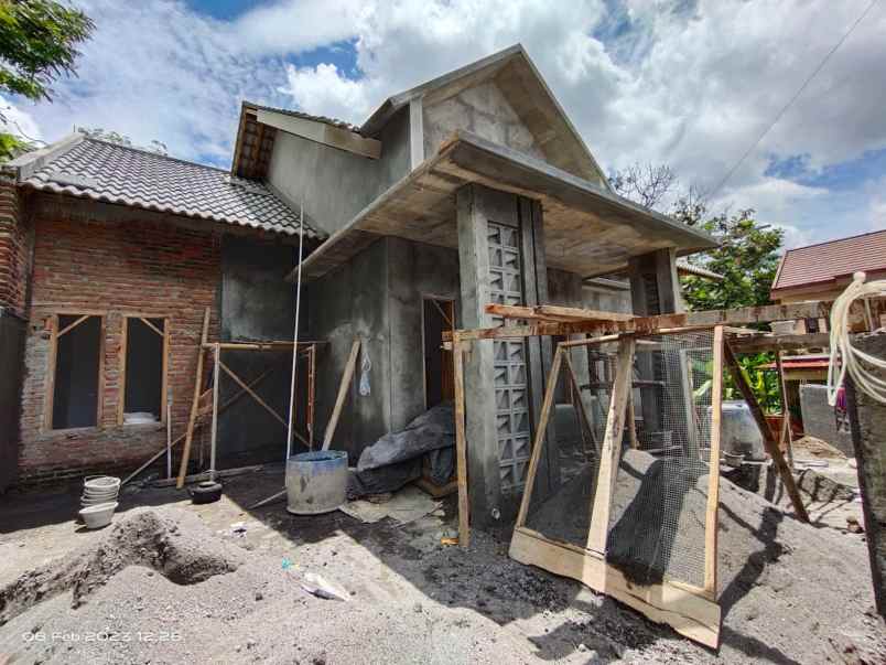 dijual rumah maguwoharjo