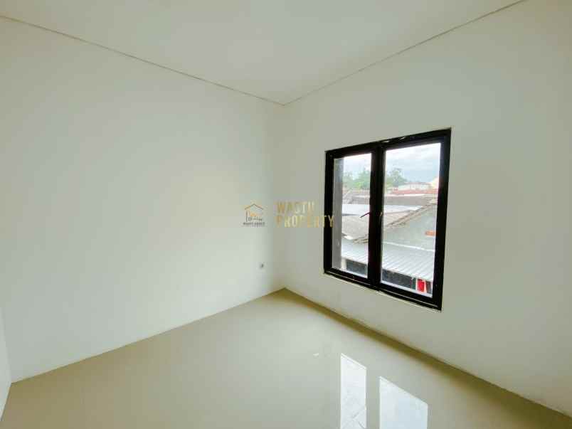 dijual rumah maguwoharjo depok sleman