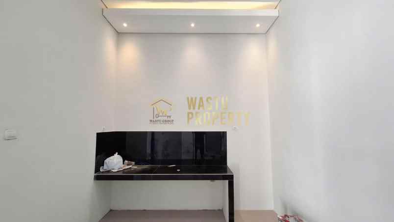 dijual rumah maguwoharjo depok sleman