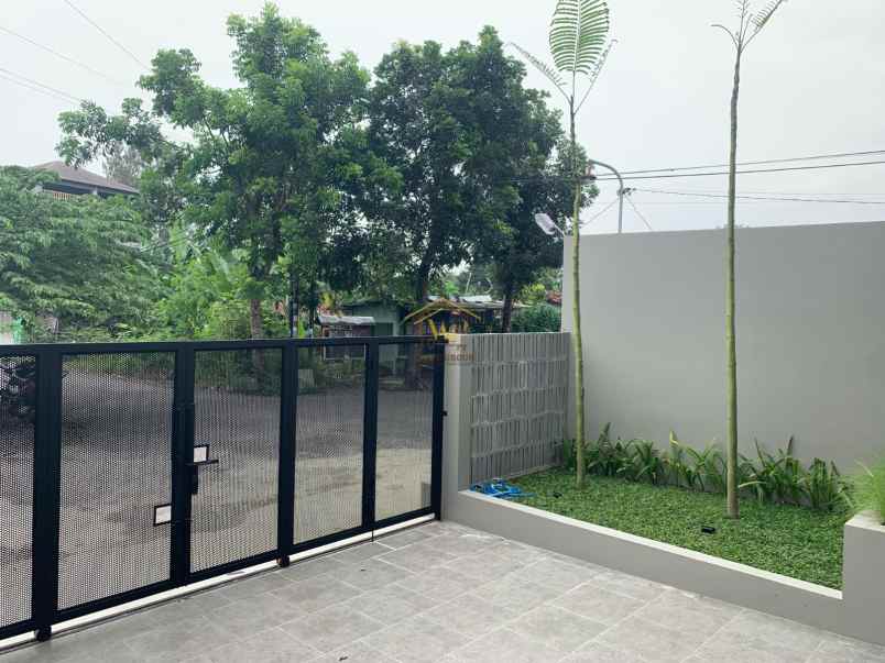 dijual rumah maguwoharjo sleman