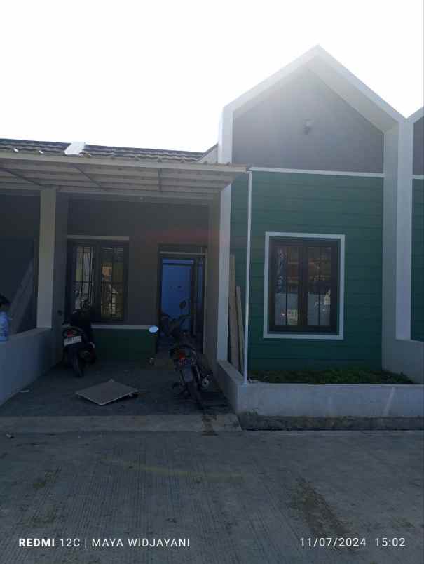 dijual rumah malaka