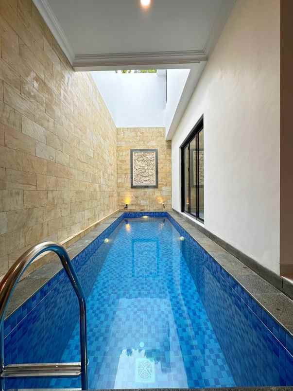 dijual rumah mampang