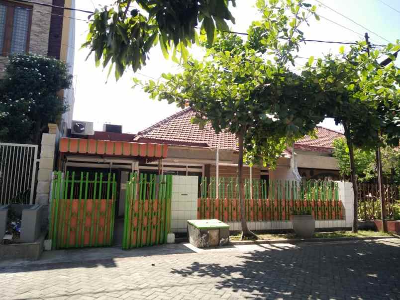 dijual rumah manyar tirtoyoso selatan