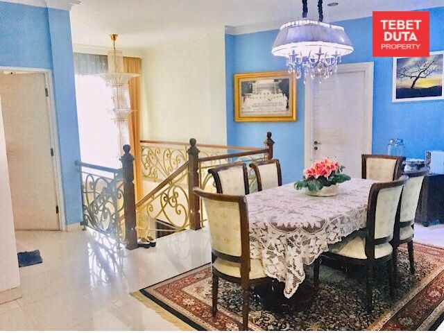 dijual rumah menteng