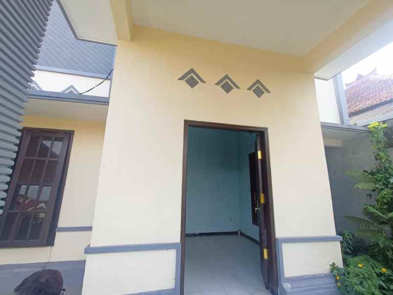 dijual rumah merjosari