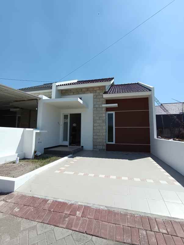 dijual rumah minimalis siap huni candi sidoarjo