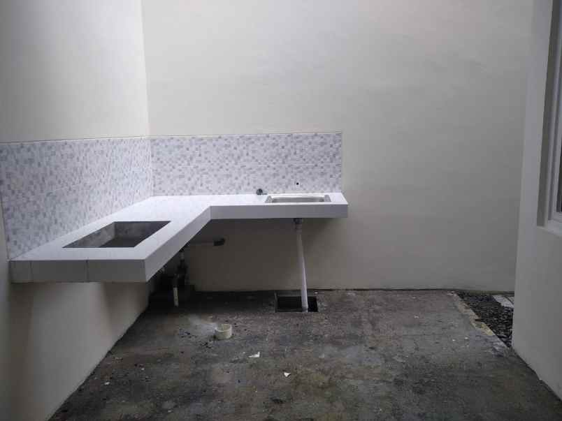 dijual rumah minimalis strategis di prambanan