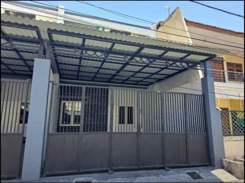 dijual rumah mulyosari