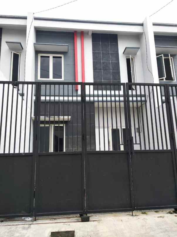dijual rumah mulyosari