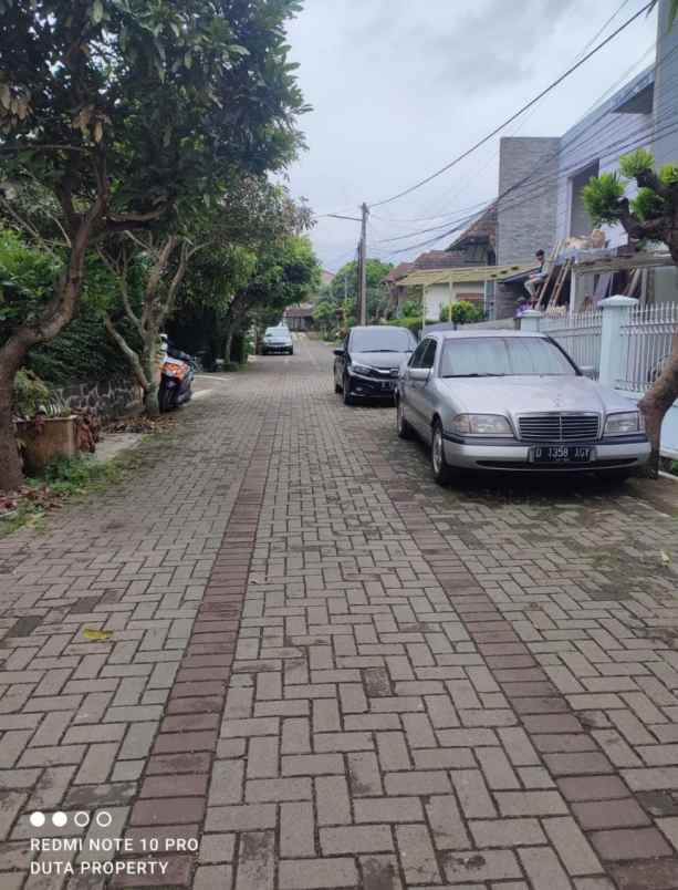 dijual rumah murah di komplek cihanjuang cimahi