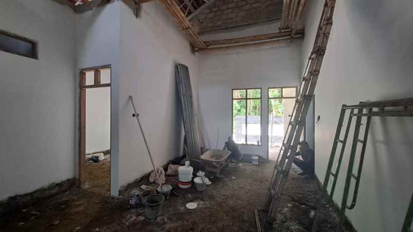 dijual rumah murah mezzanine bebas desain