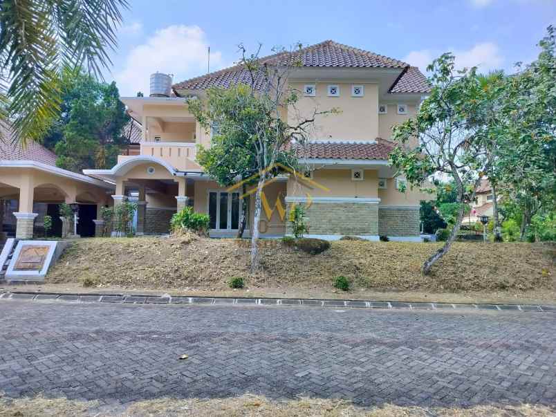 dijual rumah ngaglik sleman