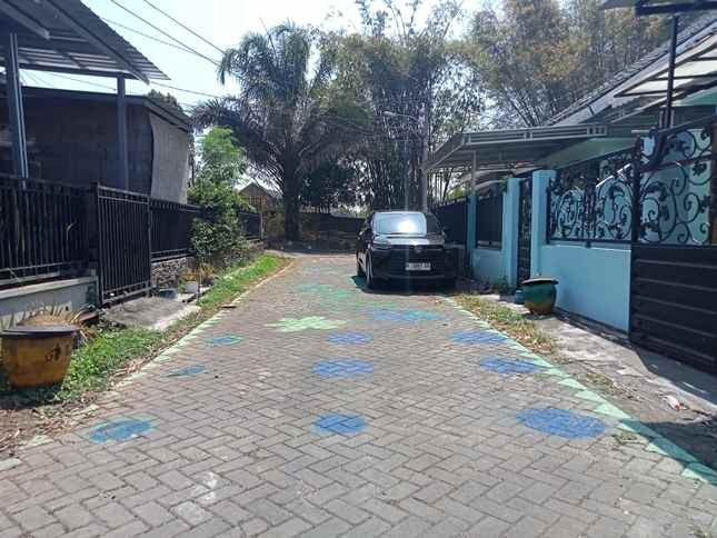 dijual rumah ngijo