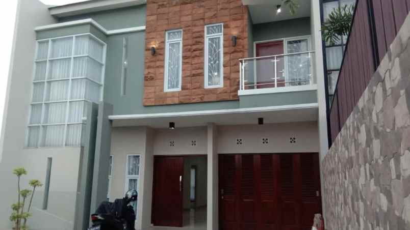 dijual rumah padaasih