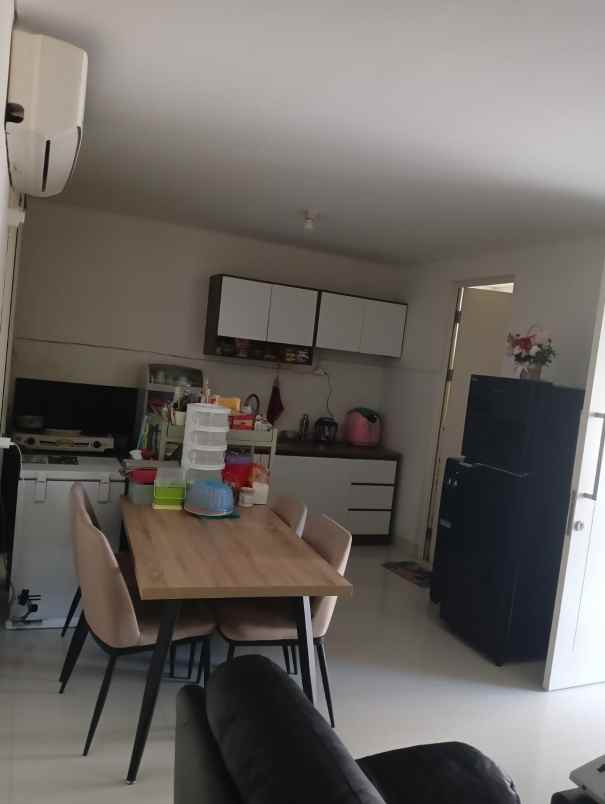 dijual rumah pakuwon city grand island