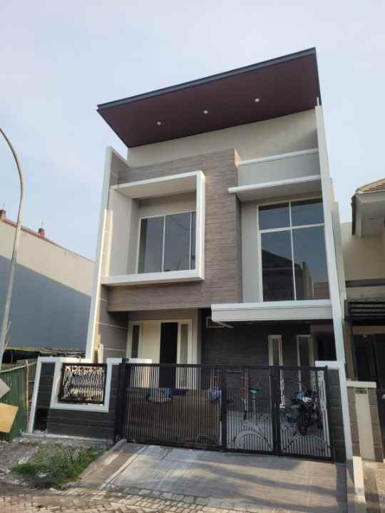 dijual rumah pakuwon city san diego