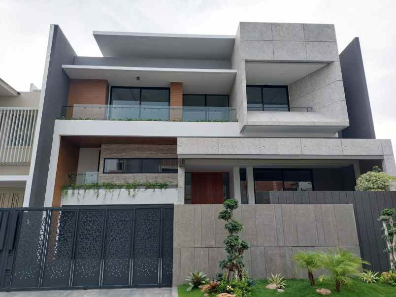 dijual rumah pakuwon indah imperial