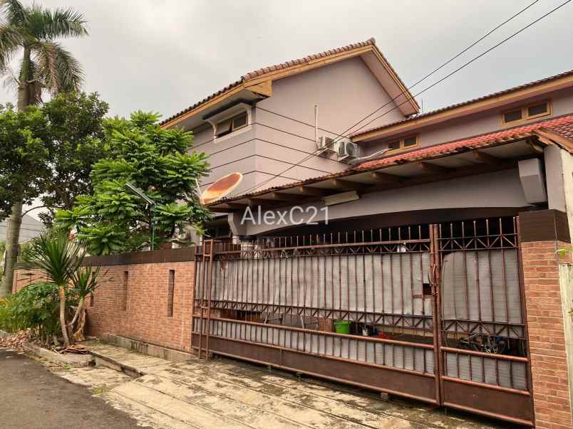 dijual rumah pamulang villa