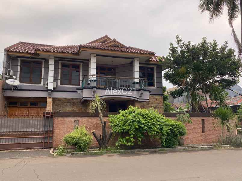 dijual rumah pamulang villa