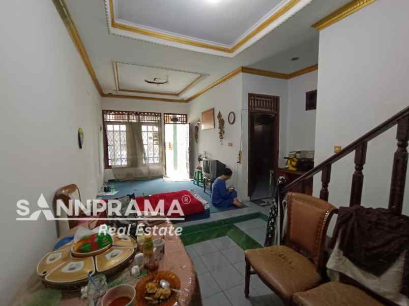 dijual rumah pancoran mas