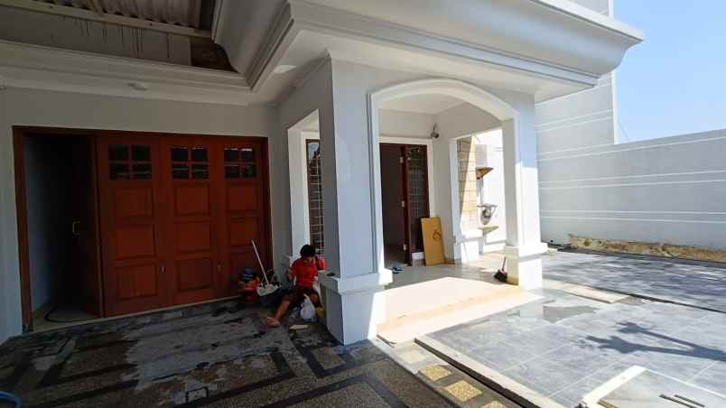 dijual rumah pantai mentari