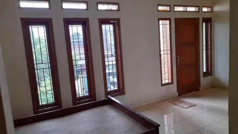 dijual rumah pasar minggu