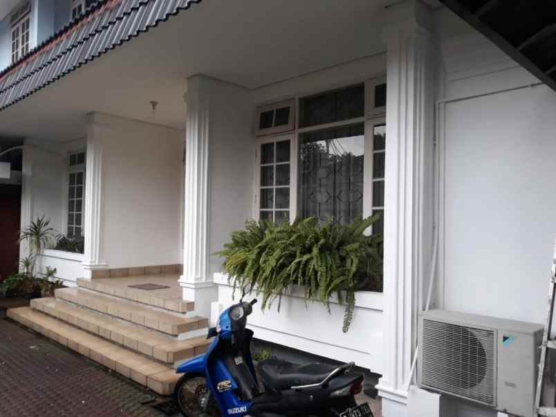 dijual rumah pela mampang jaksel