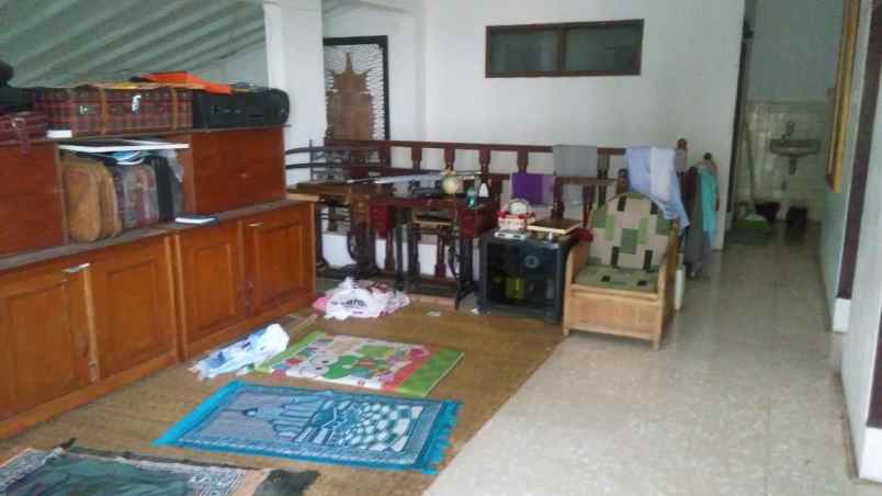 dijual rumah peninggalan orang tua