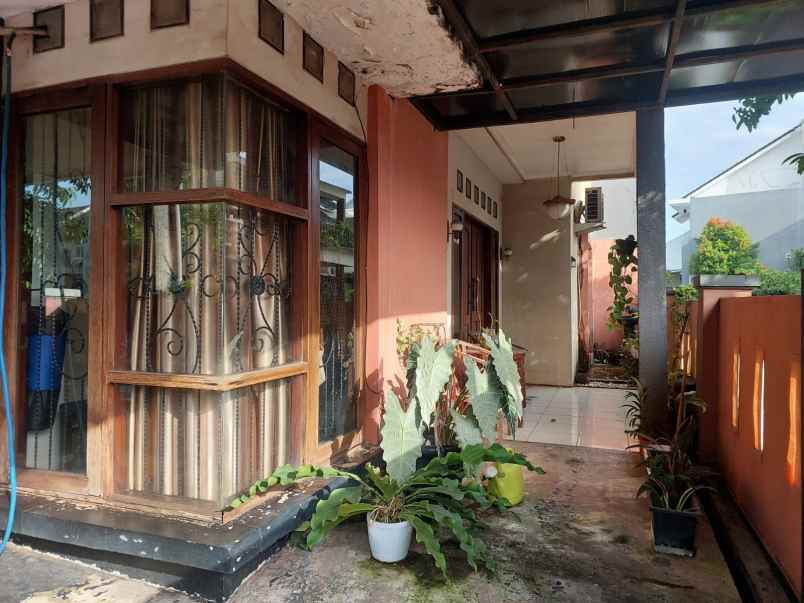 dijual rumah perigi