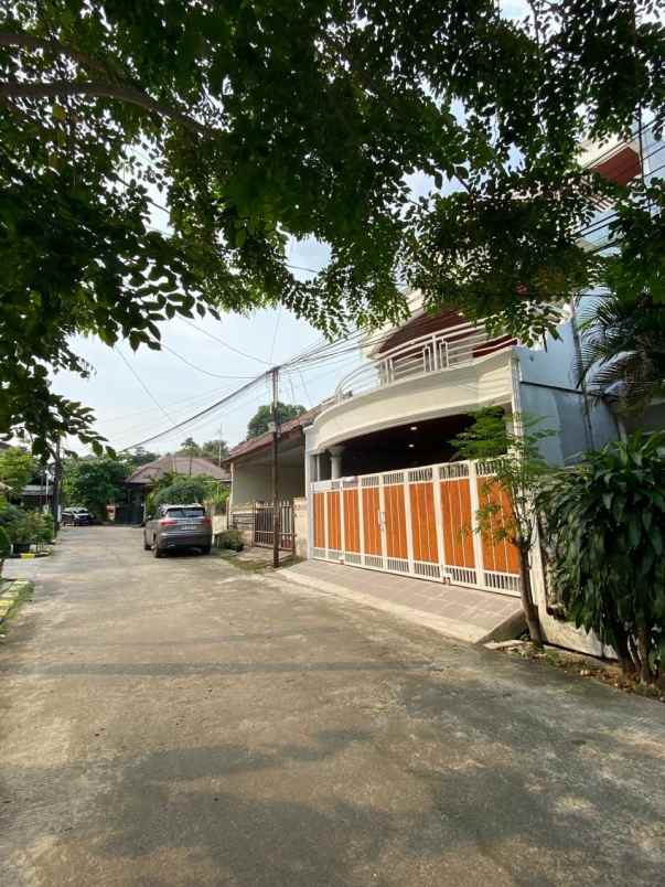 dijual rumah permata kemang bojong