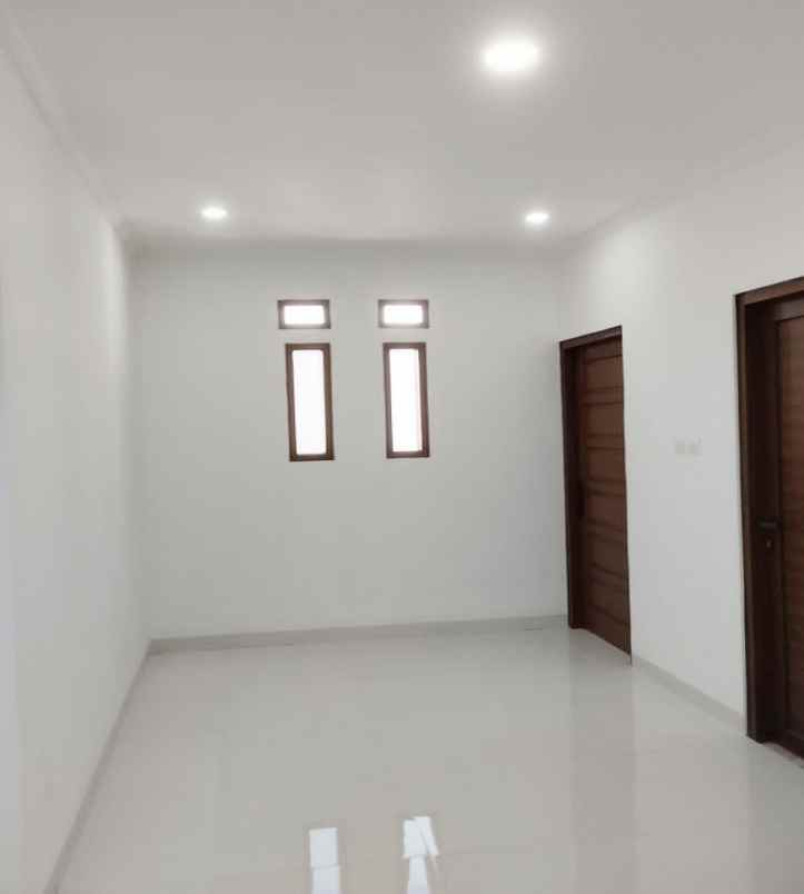 dijual rumah perumahan citra bumi