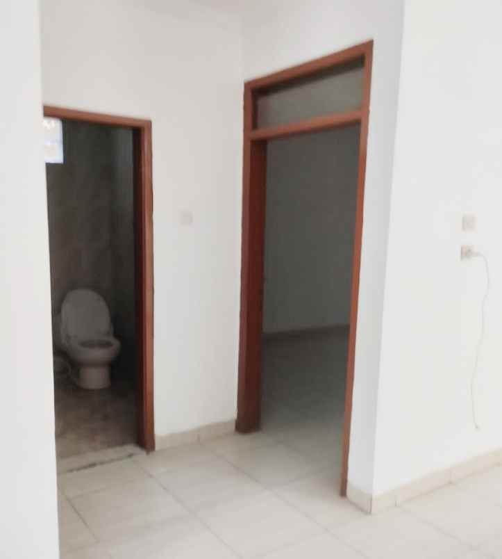 dijual rumah perumahan citra bumi