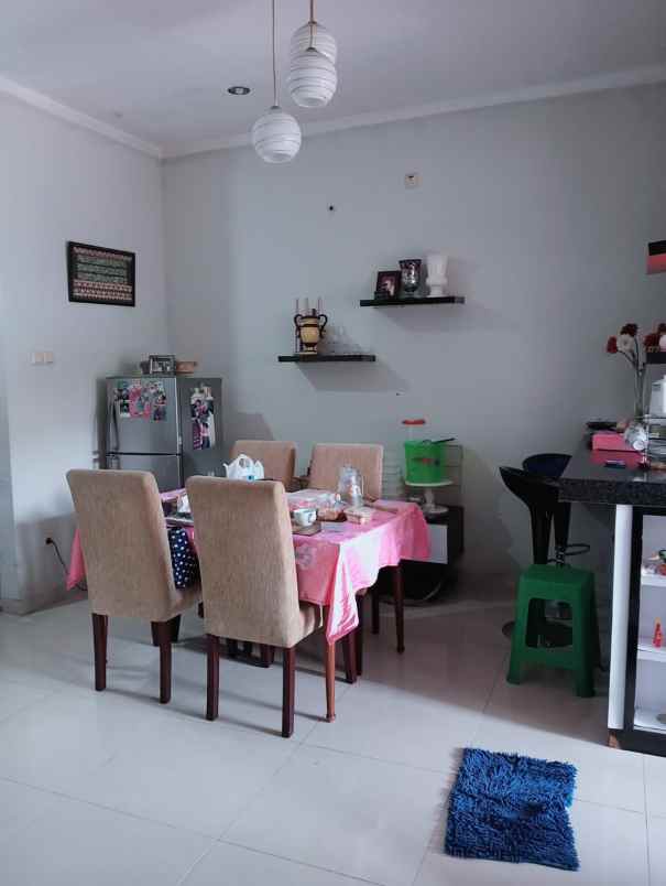 dijual rumah perumahan nuri bintaro