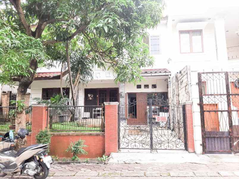 dijual rumah perumahan raffles hills