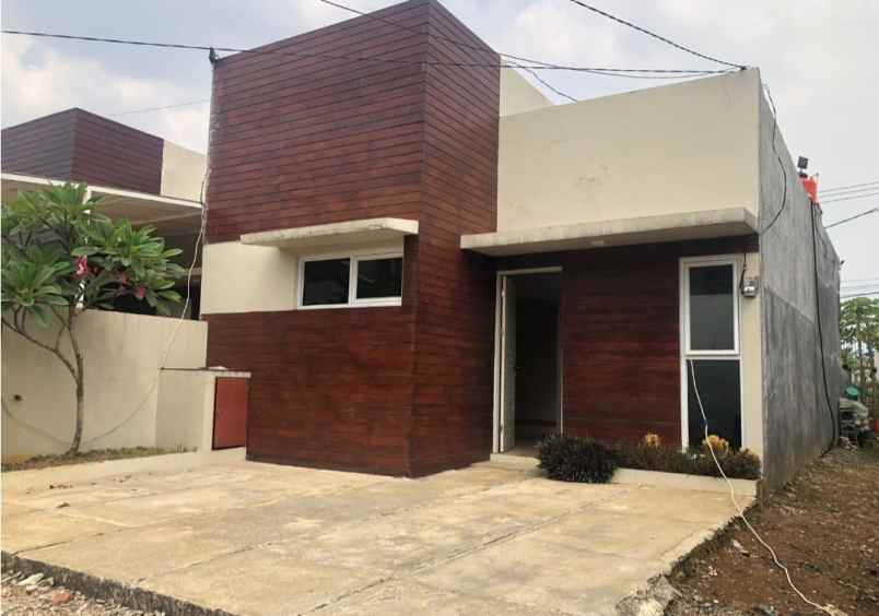 dijual rumah perumahan salak view