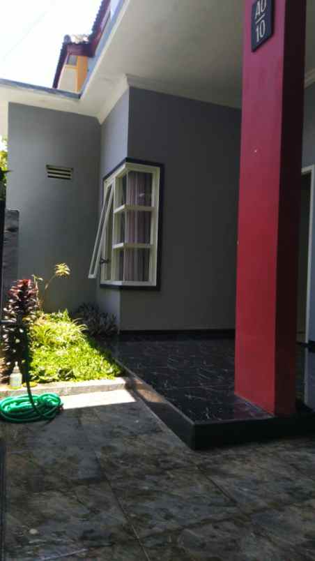 dijual rumah perumahan villa bukit