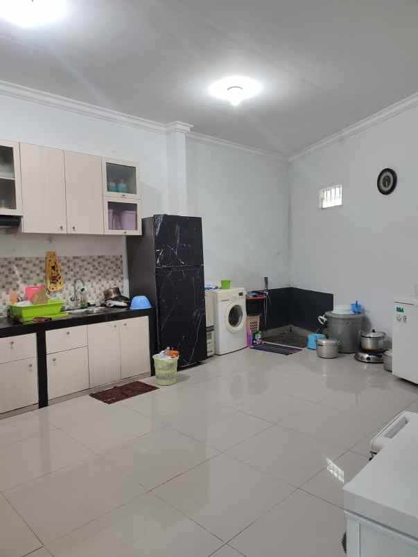 dijual rumah perumahan villa bukit