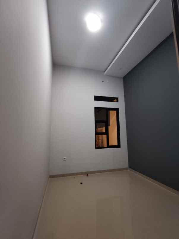 dijual rumah perumahan villa indah