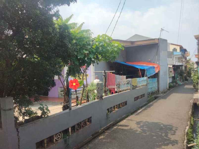 dijual rumah perumna sklender duren