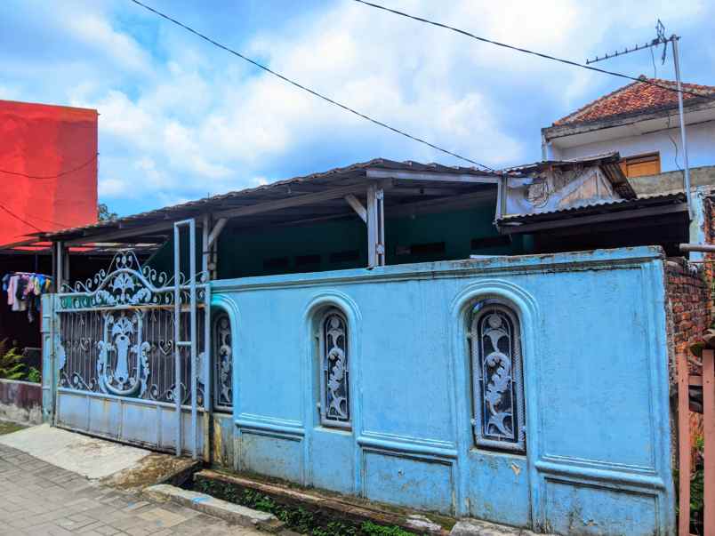 dijual rumah perumnas 1 sentraland avenue